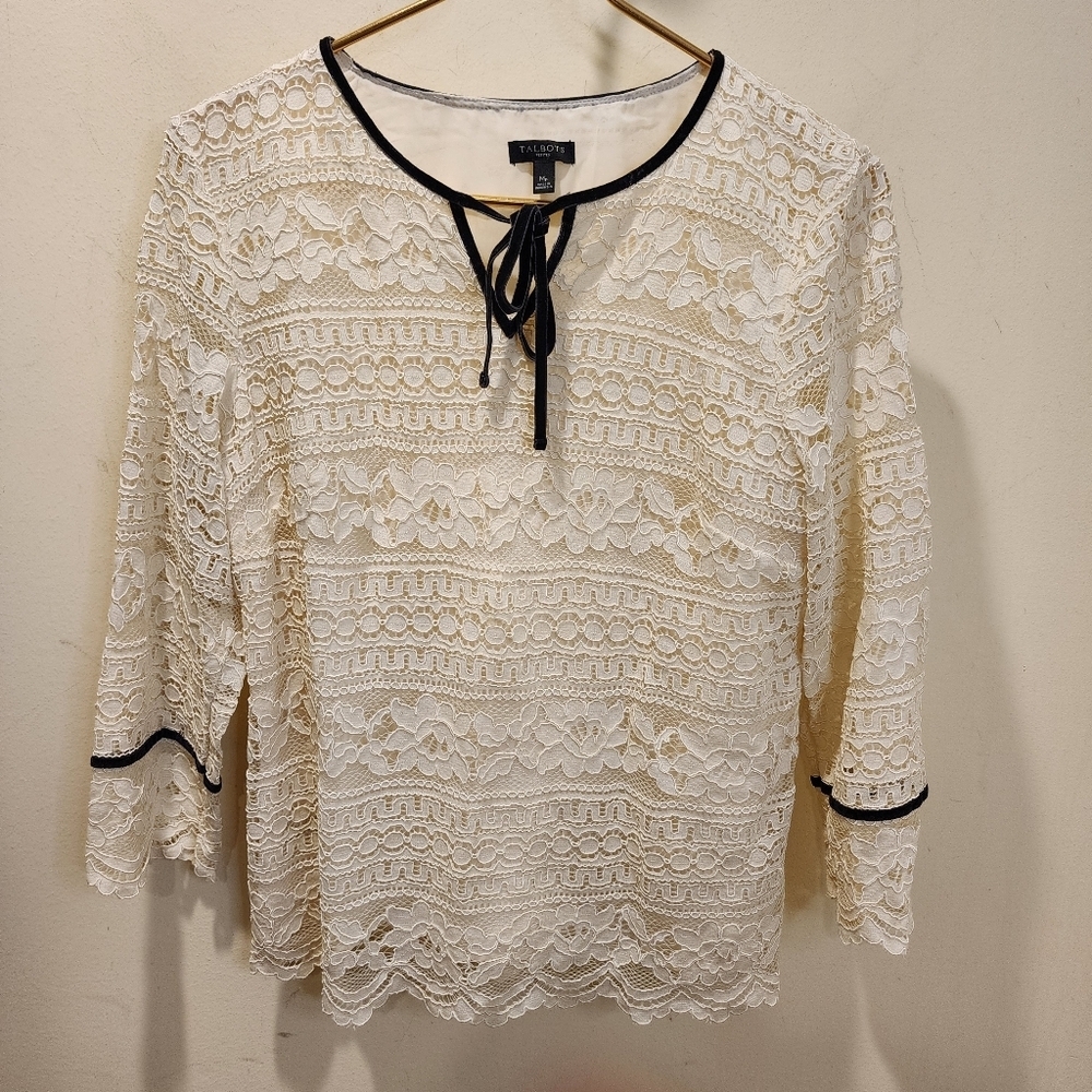 Talbots Cream Lace Women's Top With Keyhole Neckline Size Mp